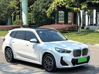 2024 BMW iX1 eDrive 25L, белый, 3504033 рублей, вид 2
