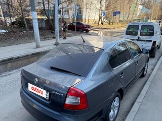 2010 Skoda Octavia DSG7 II (A5) Рестайлинг, серый, 645000 рублей, вид 3