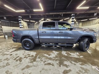 2018 Ram 1500 Crew Cab IV (DS/DJ), серый, 5350000 рублей, вид 4