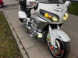 2012 Honda GL 1800 Gold Wing, белый, 1650000 рублей, вид 2