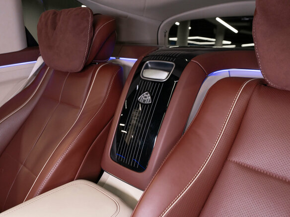 2021 Mercedes-Benz Maybach GLS 600 I, чёрный, 9200000 рублей - вид 19