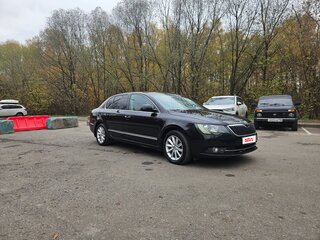 2013 Skoda Superb DSG II Рестайлинг, чёрный, 950000 рублей, вид 2