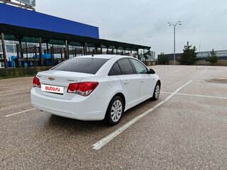 2011 Chevrolet Cruze I, белый, 985000 рублей, вид 4