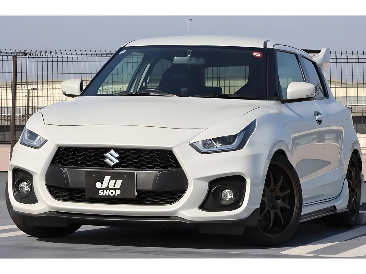 Открыть фотографии: Suzuki Swift V