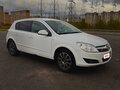 2011 Opel Astra H Рестайлинг, белый, 550000 рублей - вид 2