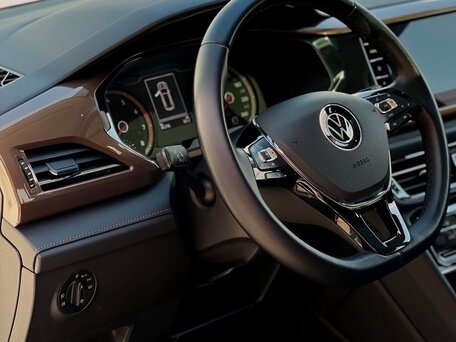 2021 Volkswagen Tharu I, белый, 1920000 рублей, вид 3