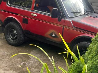 1999 Lada (ВАЗ) 2121 (4x4) I Рестайлинг, пурпурный, 275000 рублей, вид 1