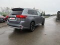 2016 Mitsubishi Outlander PHEV III Рестайлинг 2, серый, 2500000 рублей - вид 9