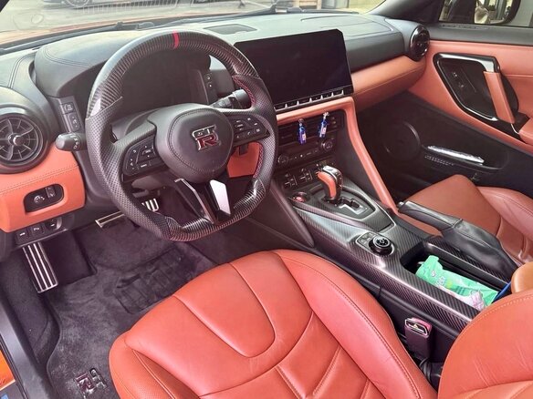2016 Nissan GT-R I Рестайлинг 3, оранжевый, 10000000 рублей - вид 10