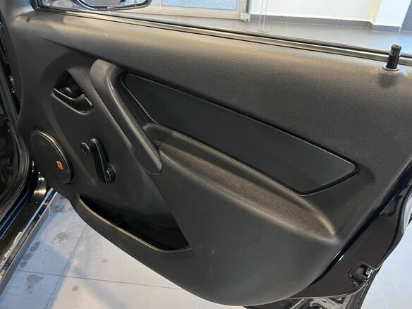 2012 Lada (ВАЗ) Granta I, чёрный, 170000 рублей - вид 26
