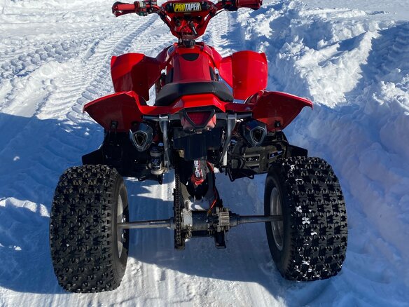 2026 Polaris Predator 500, красный, 970000 рублей - вид 14
