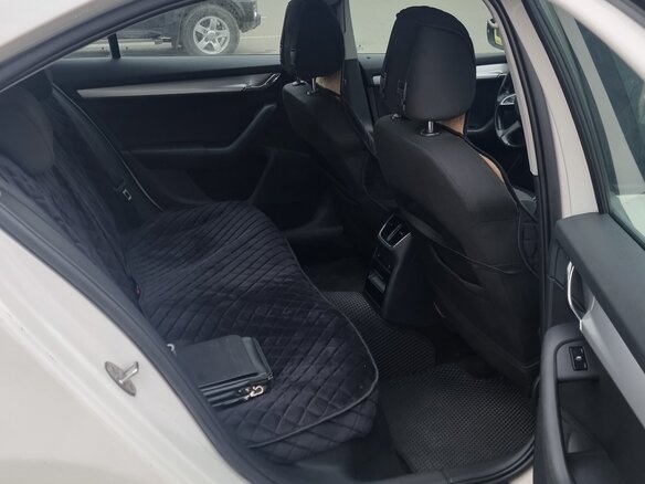 2013 Skoda Octavia III (A7), белый, 1350000 рублей - вид 5