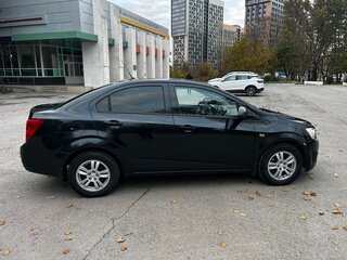 2014 Chevrolet Aveo II, чёрный, 750000 рублей, вид 5