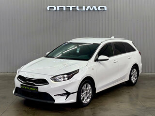 2021 Kia Ceed III Рестайлинг, белый, 1997000 рублей, вид 1
