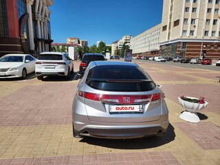 2011 Honda Civic VIII Рестайлинг, серебристый, 890000 рублей, вид 4