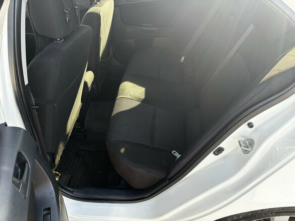 2007 Mitsubishi Lancer X, белый - вид 12