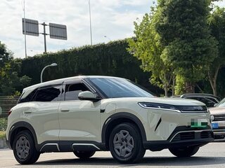 2025 BYD Yuan Up 45.12 kWh, зелёный, 1820000 рублей, вид 3