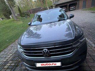 2021 Volkswagen Tiguan II Рестайлинг, серый, 3150000 рублей, вид 1