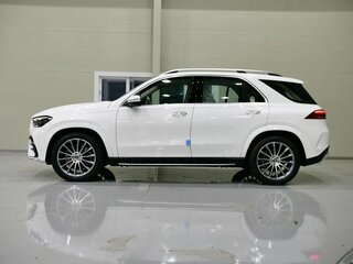 2025 Mercedes-Benz GLE 450 II (V167) Рестайлинг, белый, 17690000 рублей, вид 2