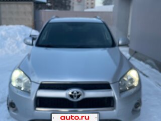 2011 Toyota RAV4 Long III (XA30) Рестайлинг, серебристый, 1490000 рублей, вид 1