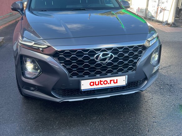 2020 Hyundai Santa Fe IV, серый, 3000000 рублей - вид 5