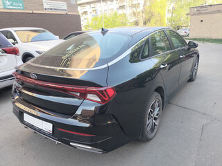 2021 Kia K5 III, чёрный, 2700000 рублей, вид 5