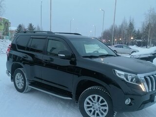 2014 Toyota Land Cruiser Prado 150 Series Рестайлинг 1, чёрный, 3560000 рублей, вид 4