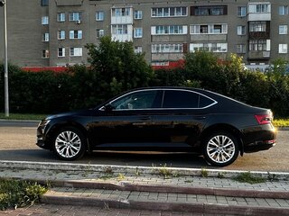 2019 Skoda Superb III Рестайлинг, коричневый, 2950000 рублей, вид 5