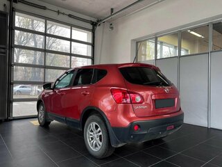 2008 Nissan Qashqai I, красный, 700000 рублей, вид 4