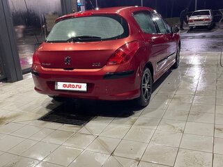 2008 Peugeot 308 I, красный, 500000 рублей, вид 4