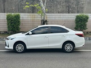2023 Toyota Vios III Рестайлинг, белый, 1100100 рублей, вид 4