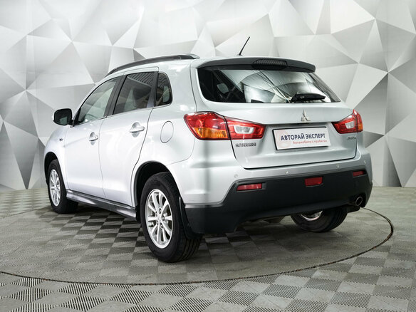 2011 Mitsubishi ASX I, серебристый, 921000 рублей - вид 2