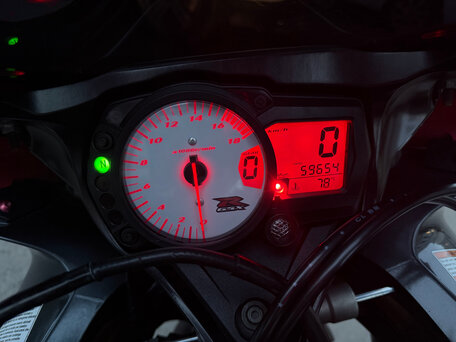 2006 Suzuki GSX-R 600, красный, 650000 рублей, вид 5
