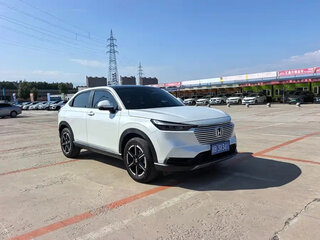 2023 Honda Vezel II, белый, 1780000 рублей, вид 1