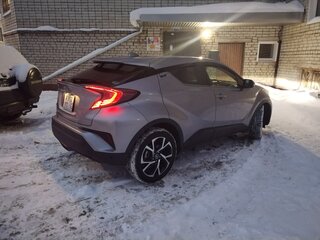 2017 Toyota C-HR I, серебристый, 1880000 рублей, вид 3