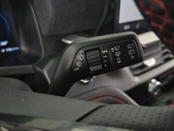 2025 Ford Explorer VI Рестайлинг, белый, 7520000 рублей - вид 14