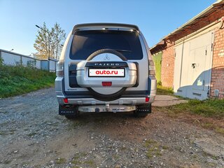 2011 Mitsubishi Pajero IV, серебристый, 1950000 рублей, вид 3