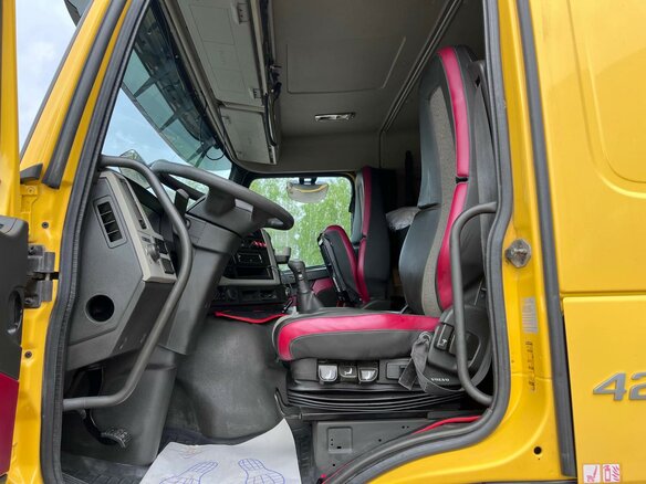 2017 Volvo FM, жёлтый, 4999000 рублей - вид 15