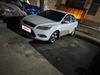 2008 Ford Focus II Рестайлинг, белый, 300000 рублей, вид 1