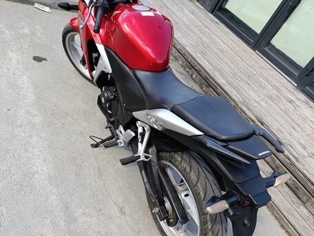 2011 Honda CBR 250R, красный, 290000 рублей, вид 4