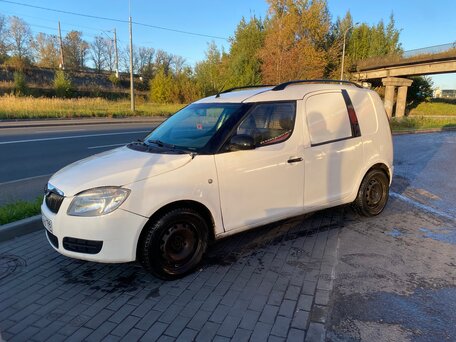2008 Skoda Praktik, белый, 280000 рублей, вид 2