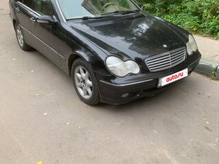 2003 Mercedes-Benz C-Класс 240 II (W203), чёрный, 500000 рублей, вид 2