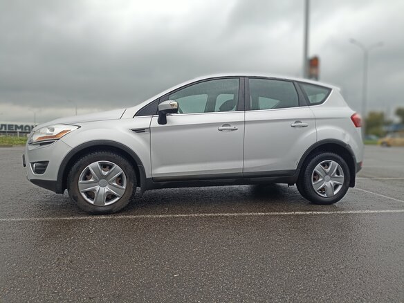 2011 Ford Kuga I, серый