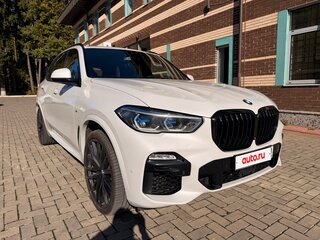 2020 BMW X5 M50d IV (G05/G18), белый, 6800000 рублей, вид 3