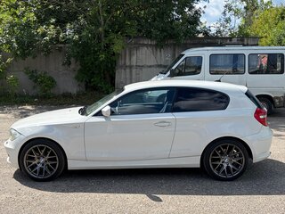 2011 BMW 1 серии 116i I (E81/E82/E87/E88) Рестайлинг, белый, 760000 рублей, вид 3