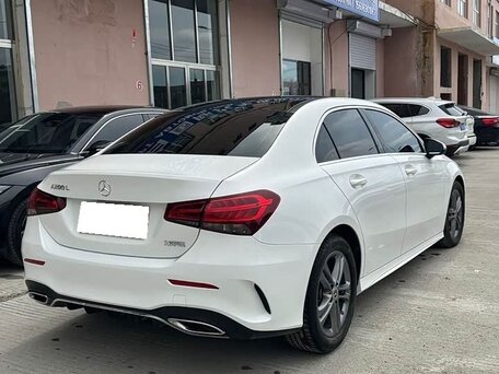 2023 Mercedes-Benz A-Класс 180 Long IV (W177) Рестайлинг, белый, 1970000 рублей, вид 2