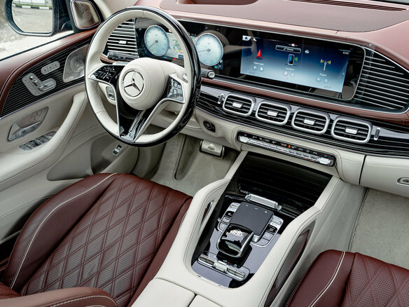 2025 Mercedes-Benz Maybach GLS 600 I Рестайлинг, чёрный, 33690000 рублей - вид 27