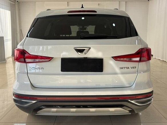 2022 Jetta VS7 I Рестайлинг 1, белый, 1740000 рублей - вид 3