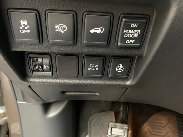 2014 Nissan Pathfinder IV, коричневый, 2200000 рублей - вид 15