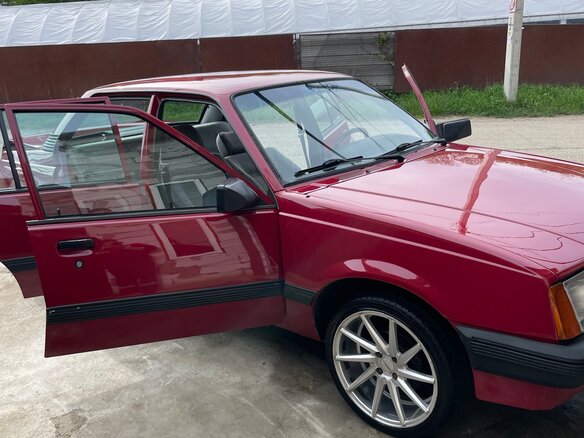 1985 Opel Ascona C, красный, 350000 рублей - вид 8